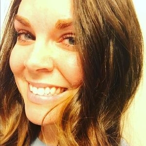 Meet your Posher, Lacey